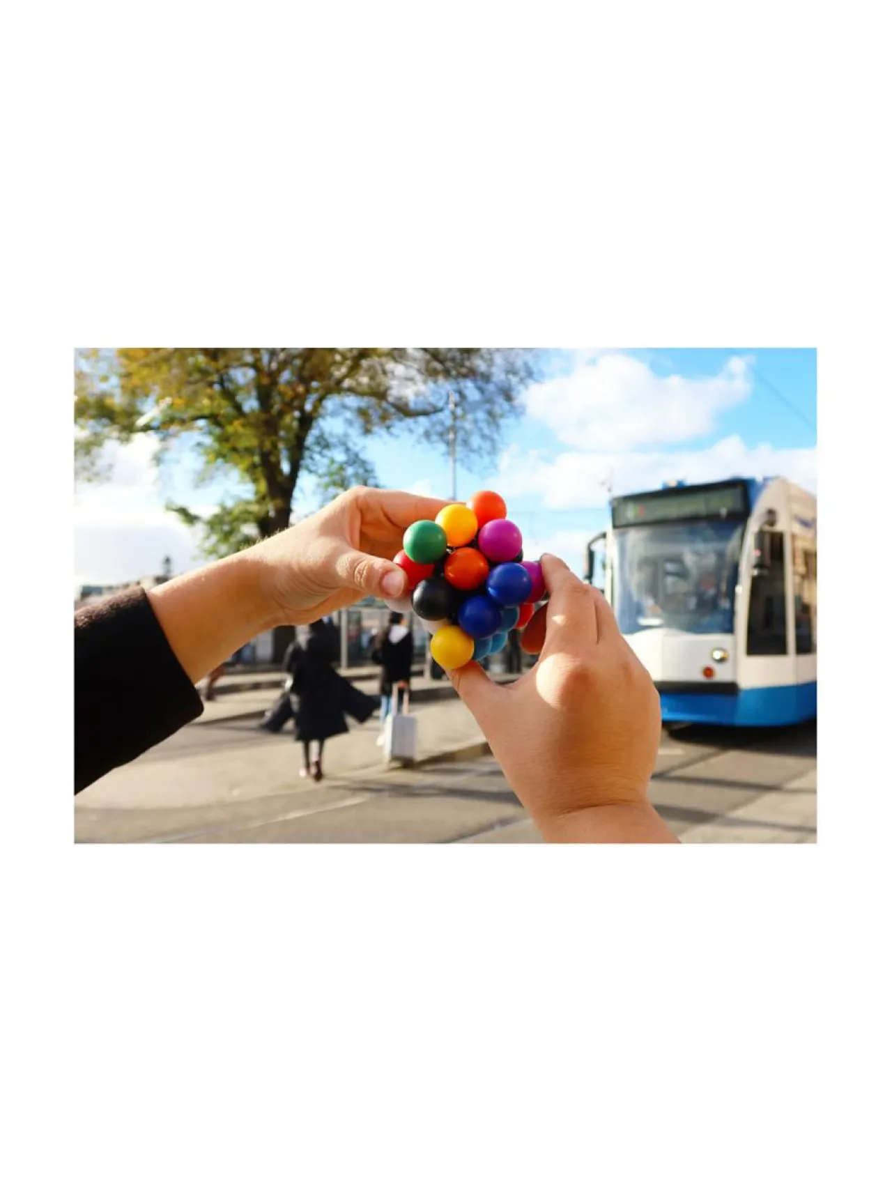 RECENT TOYS Pulmapeli Molecube^ Pelit