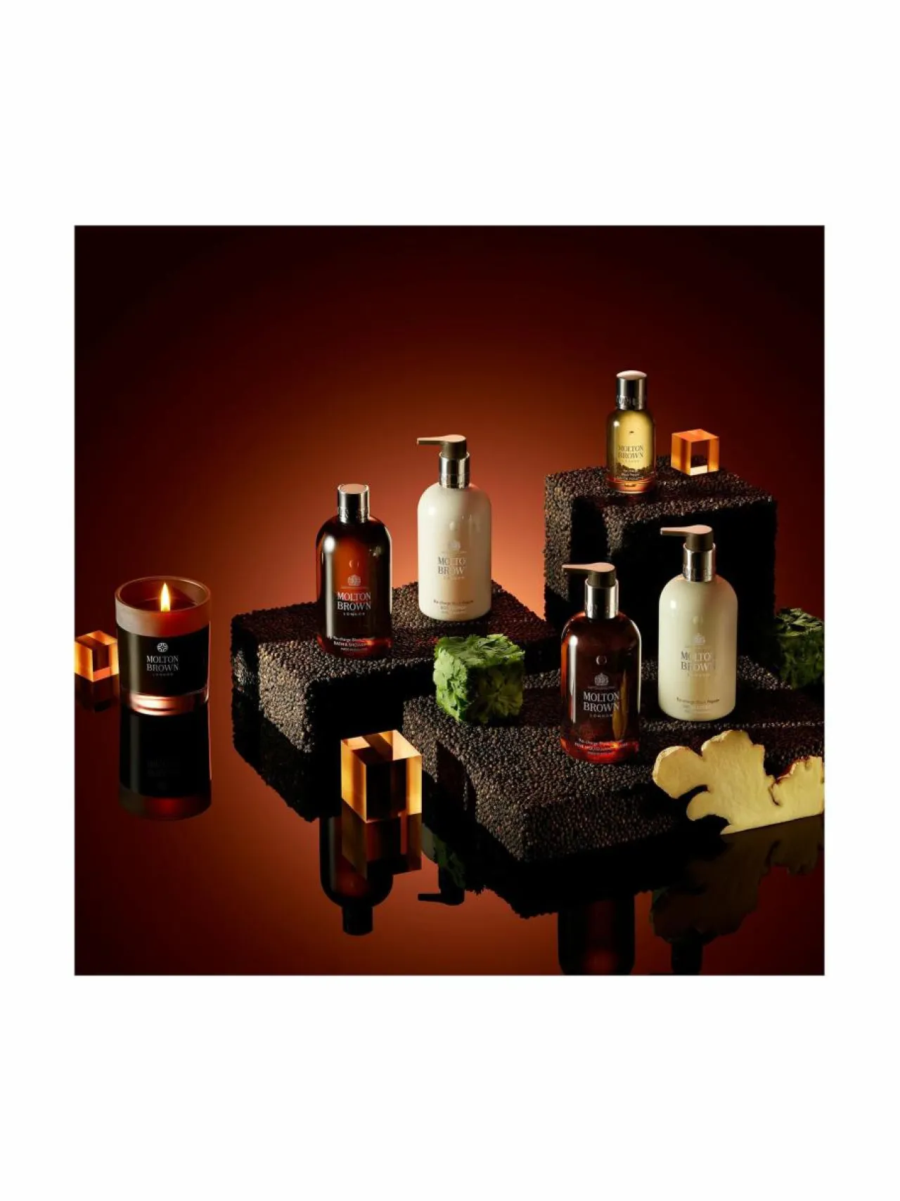 Molton Brown Re-charge Black Pepper Bath & Shower Gel -suihkugeeli 300 ml^ Naiset