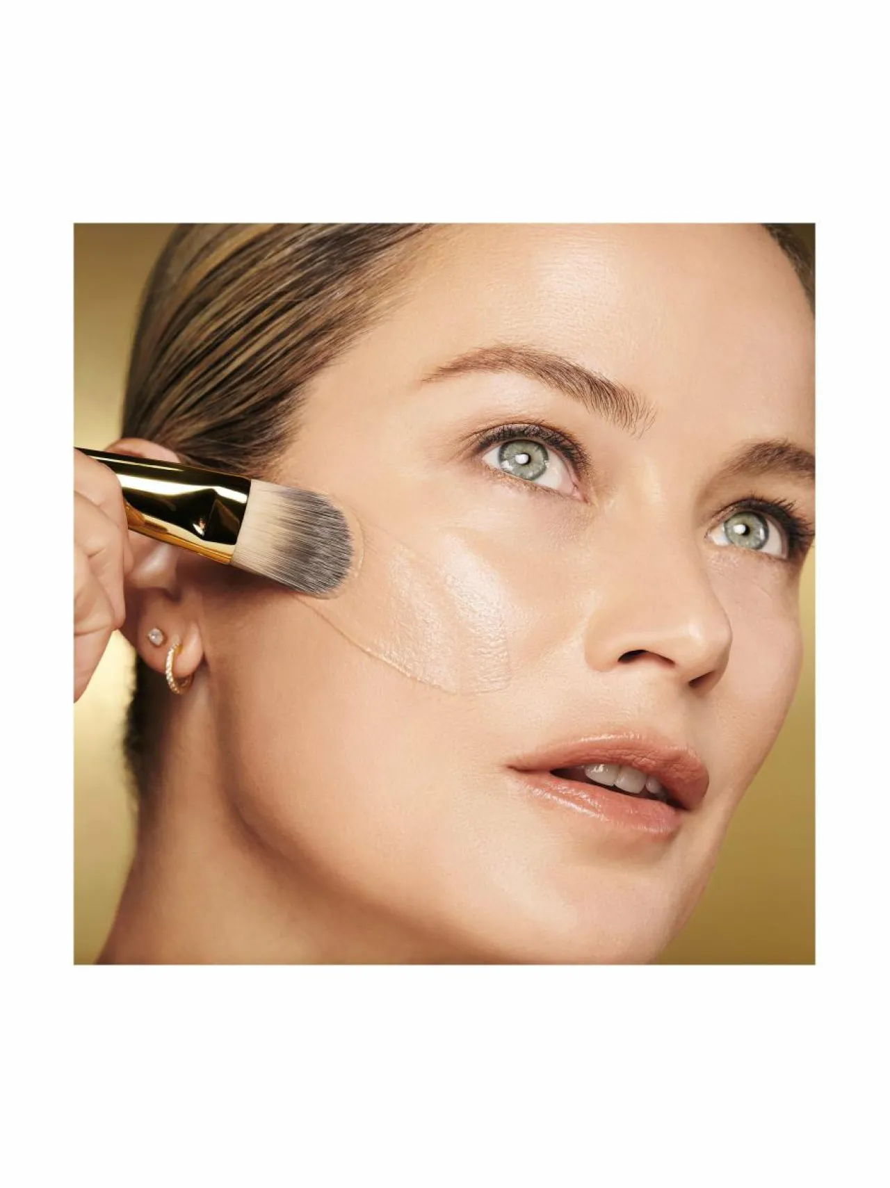 Estée Lauder Re-Nutriv Ultra Radiance Liquid Make-Up SPF 20 -meikkivoide 30 ml^ Kasvot