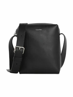 Calvin Klein Bags & Accessories Reporter S -nahkalaukku^ Lompakot & Kotelot