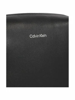 Calvin Klein Bags & Accessories Reporter S -nahkalaukku^ Lompakot & Kotelot