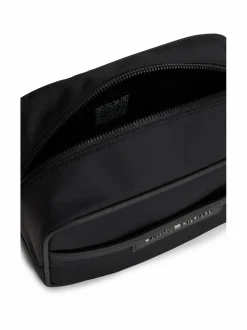 Tommy Hilfiger Repreve Washbag -kosmetiikkalaukku^ Matkalaukut & Tarvikkeet
