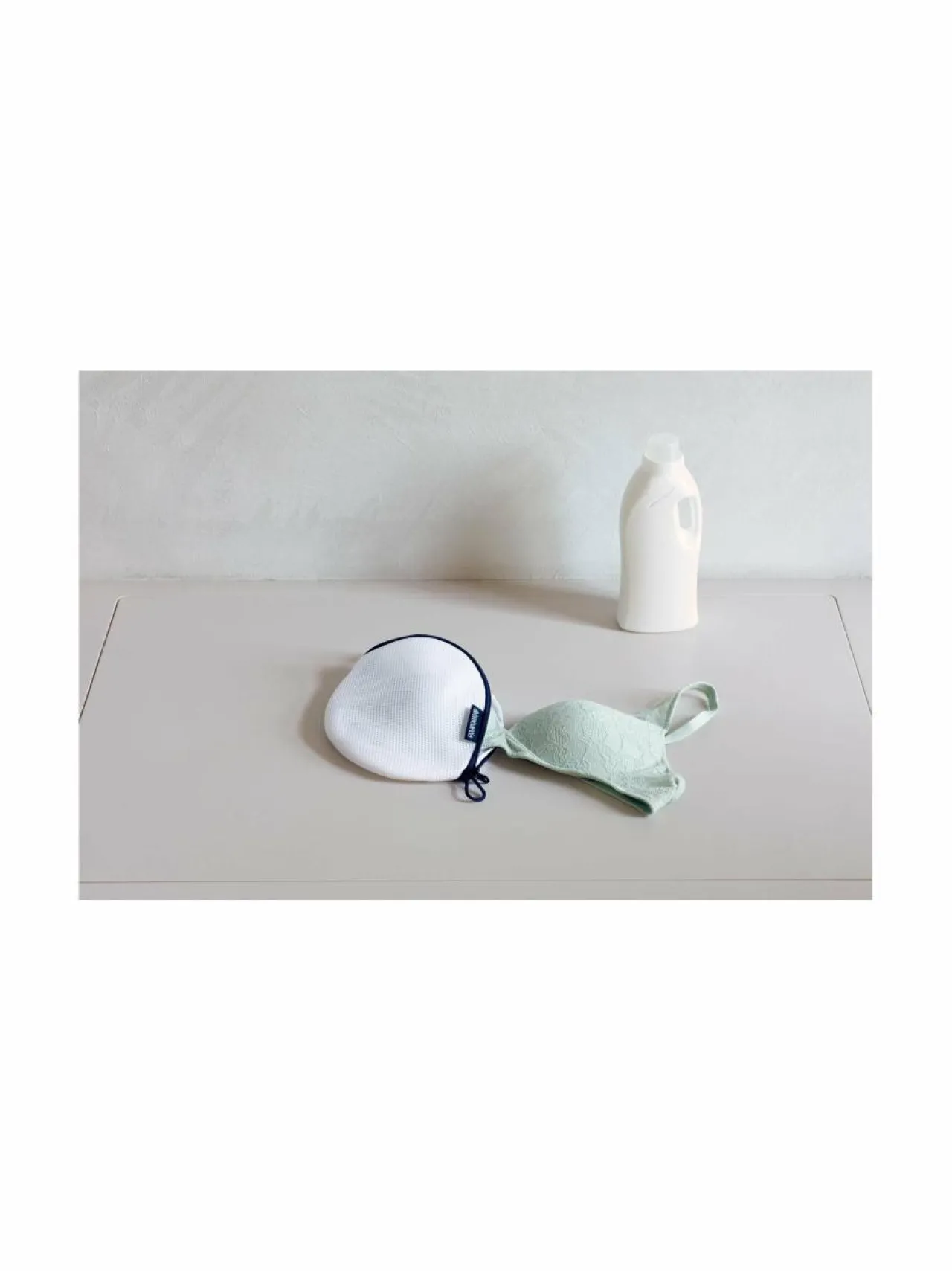 Pyykkihuolto<Brabantia rintaliivien pesupussi WHITE