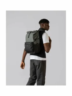 Reput<Sandqvist Ruben 2.0 -reppu 25 l MULTI DARK