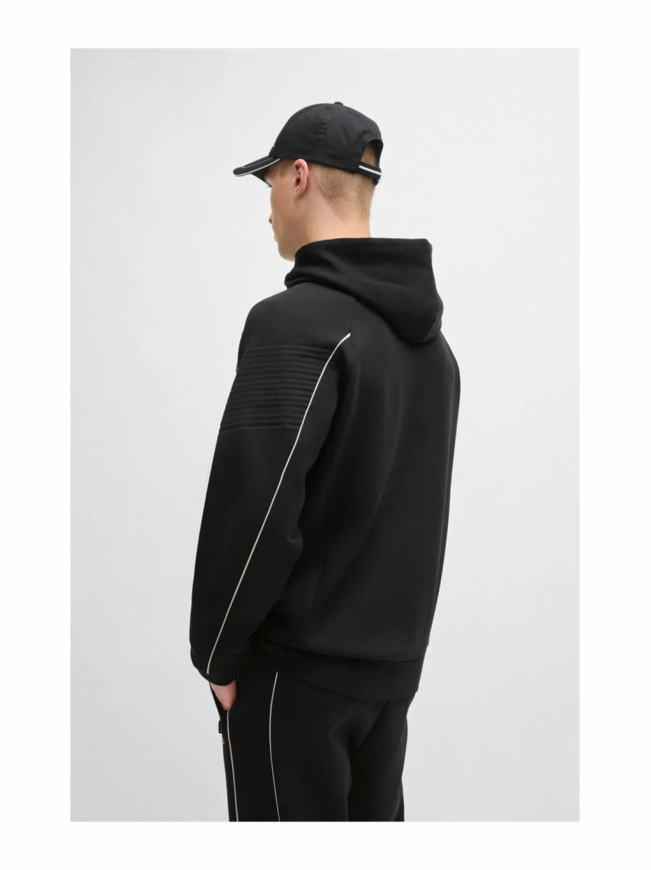Paidat<BOSS Saggy-hupullinen collegetakki 001 BLACK