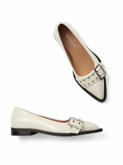 Kävelykengät & Loaferit<PAVEMENT Saso-nahkaloaferit 267 BEIGE PATENT