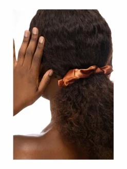 Hiustarvikkeet<Brushworks Satin Scrunchies -hiusdonitsi, 4 kpl pakkaus