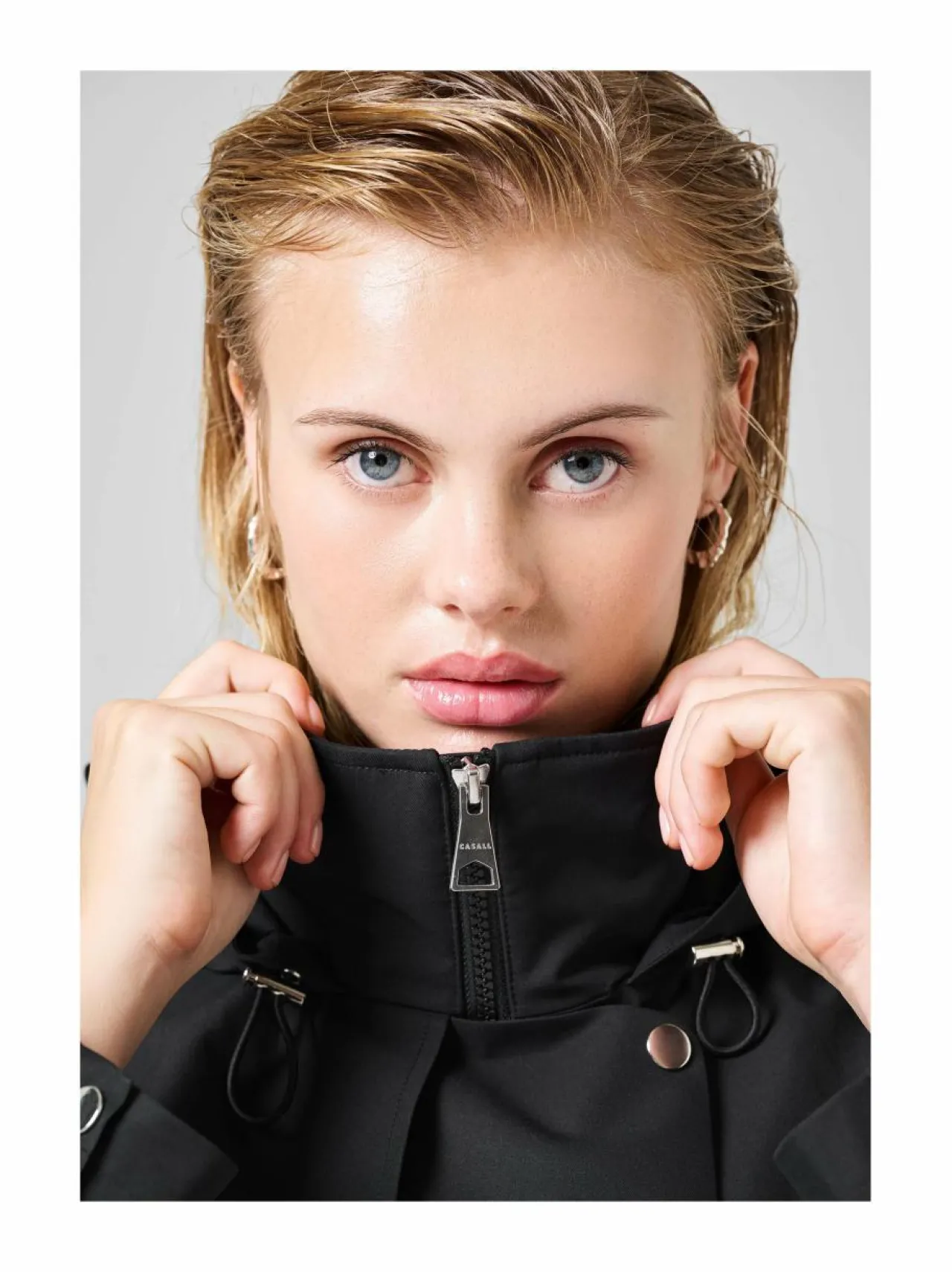Casall Scandi Trench -sadetakki^ Urheilutakit
