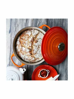 Keitto- & Paistoastiat<Le Creuset Signature-pata, pyöreä 5,3 l VOLCANIC