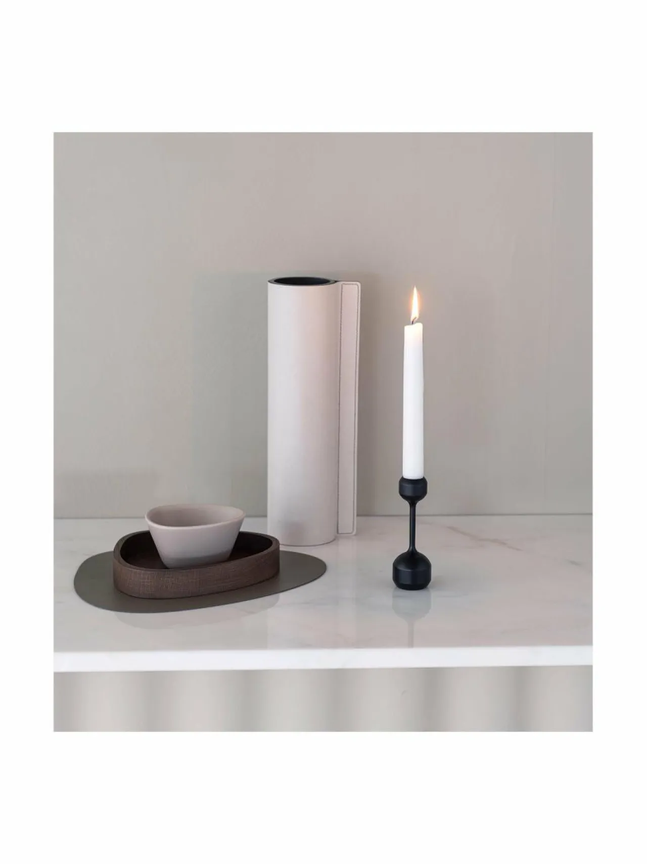 Lind DNA Silhouette 120 -teräksinen kynttilänjalka^ Kynttilät & Lyhdyt