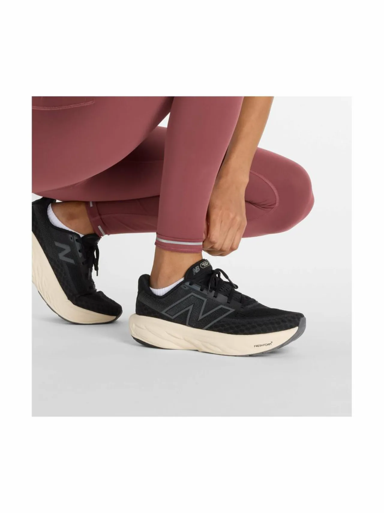 Urheiluhousut & Treenitrikoot<New Balance Sleek Pocket -treenitrikoot WAD WASHED BURGUNDY