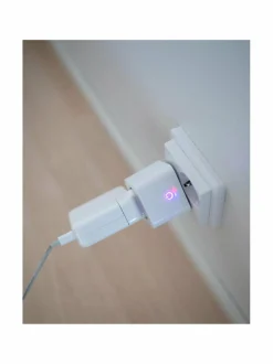 Airam SmartHome Smart 16A Wireless -pistoke^ Turvatuotteet