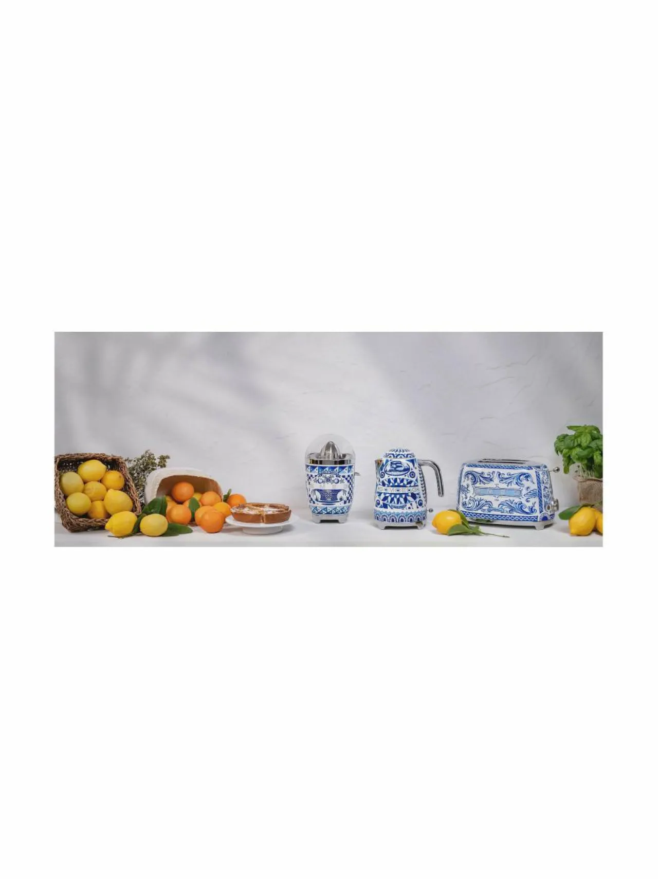 Mehulingot<Smeg x Dolce & Gabbana "Blu Mediterraneo" -sitruspuristin WHITE & BLUE