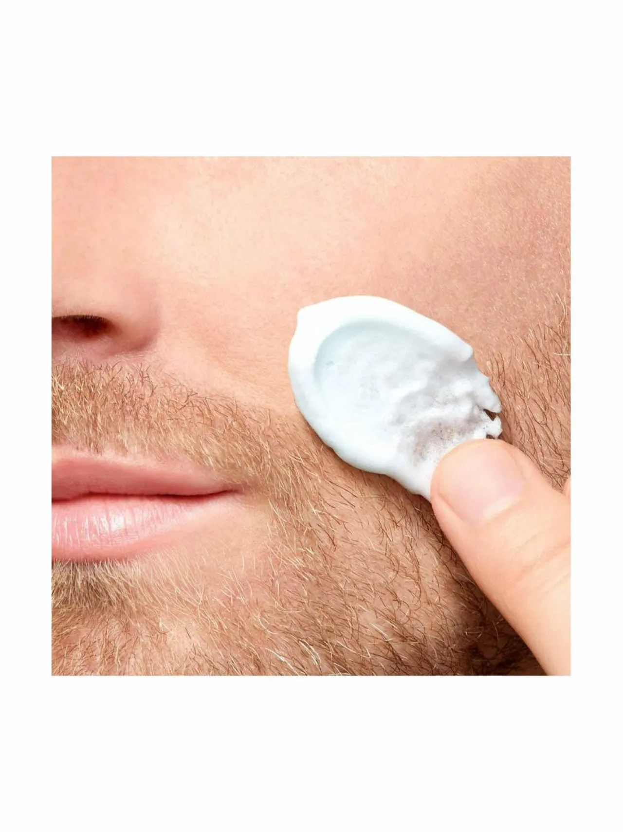 Kasvojenhoito<Clarins Smooth Shave Foaming Gel -parranajovaahto 150 ml