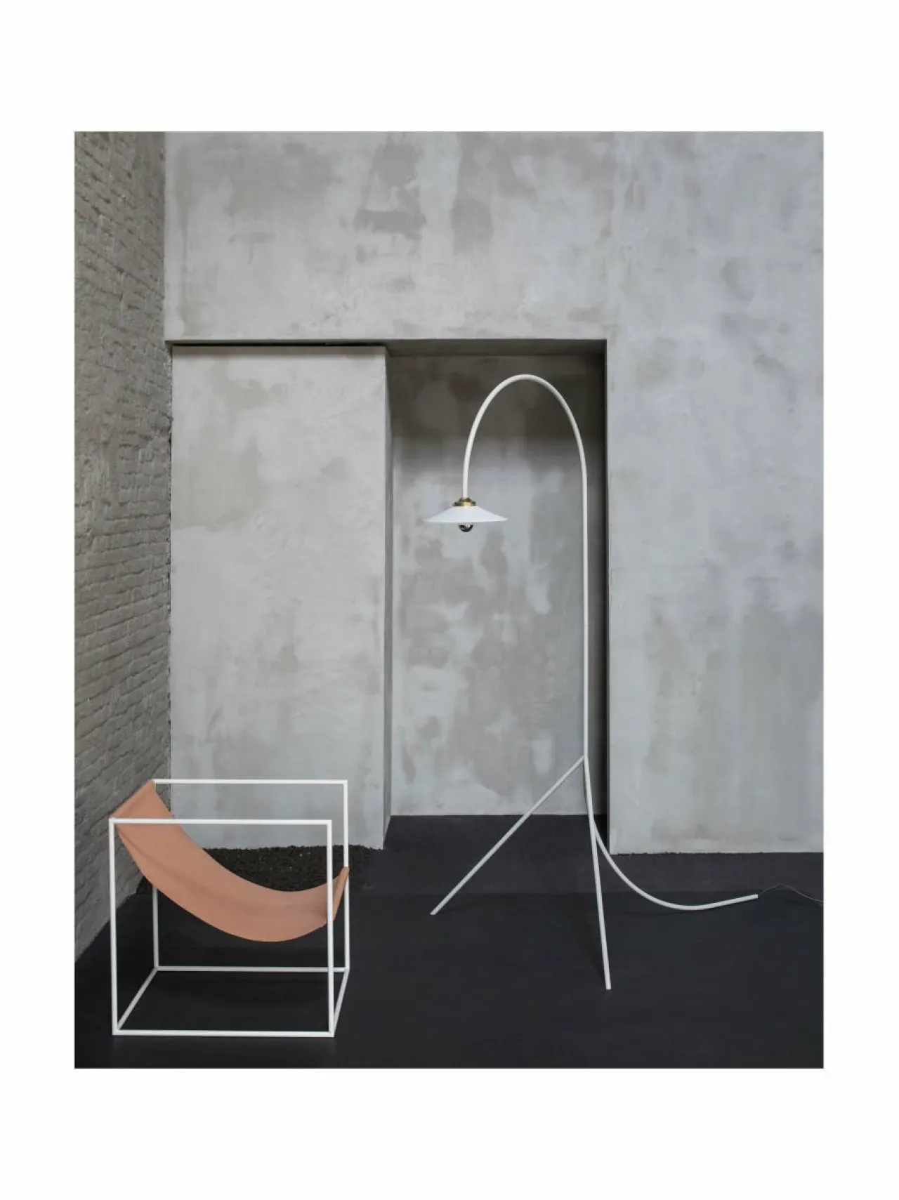 Tuolit & Jakkarat<valerie_objects Solo-tuoli WHITE BROWN