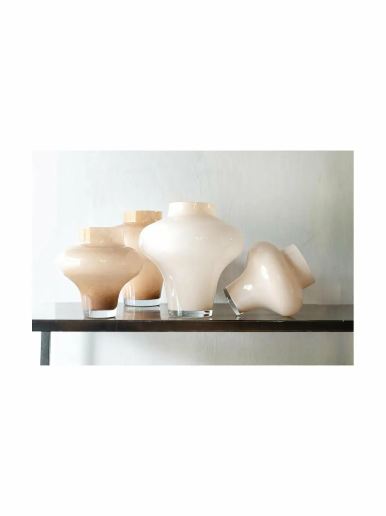 Ruukut & Istutusastiat<Wikholm Form Sphere-lasimaljakko 20 x 18 cm SAND