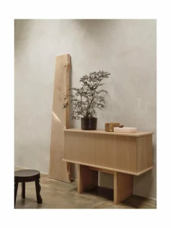 Ferm Living Stilt-senkki^ Lipastot & Tasot