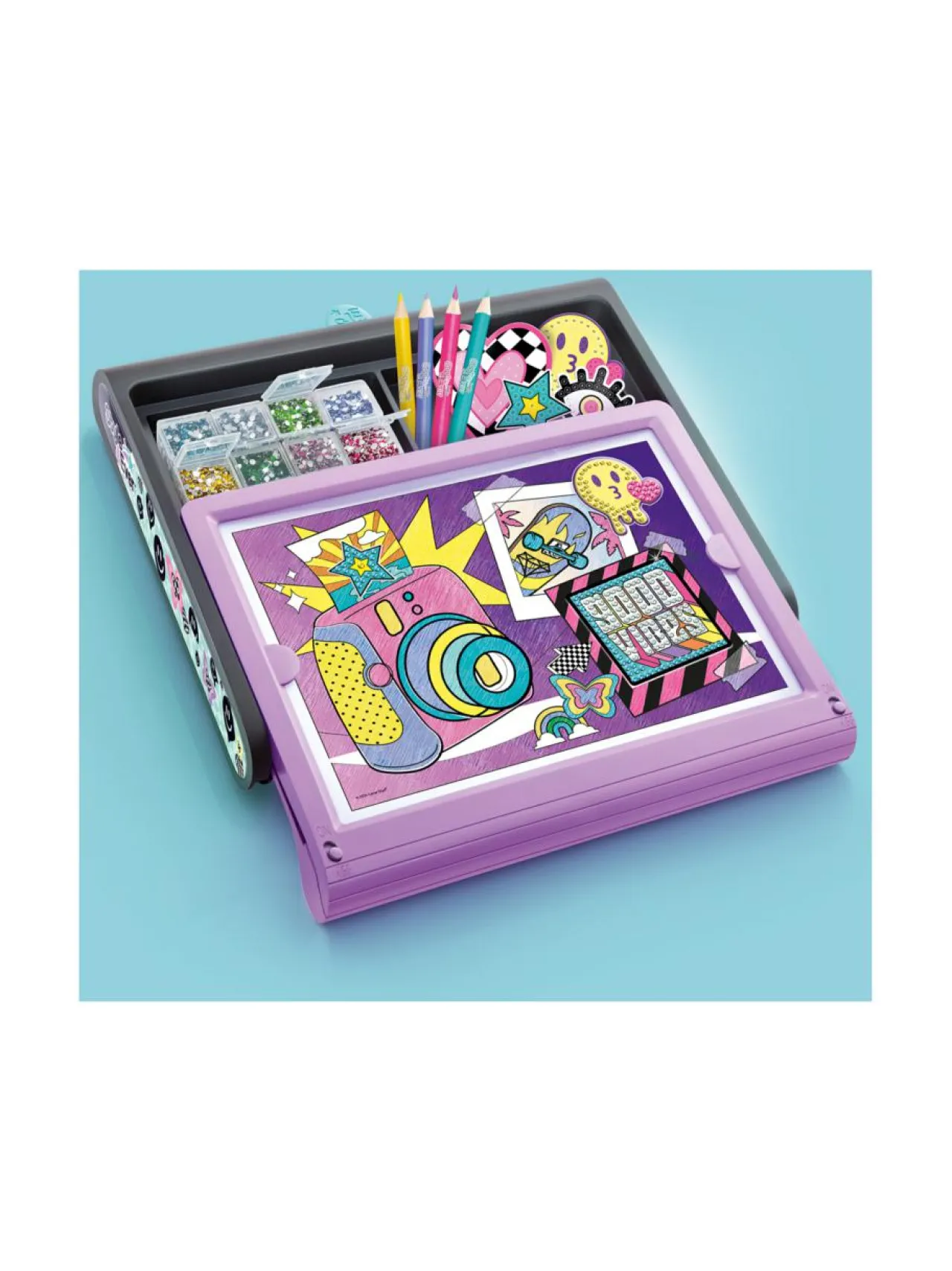 STYLE 4 EVER STYLE 4EVER Timanttimaalaussetti 3-in-1 LED-kotelolla^ Luovuus & Oppiminen