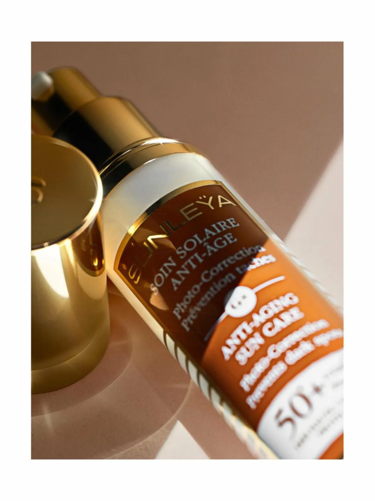 Aurinkotuotteet<Sisley Sunleÿa Anti-Aging Sun Care SPF50+ -aurinkovoide