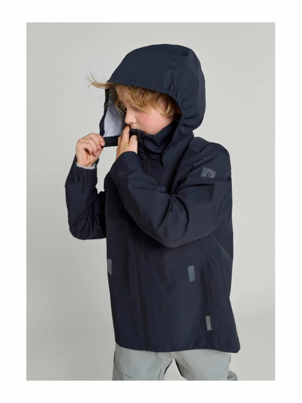 Ulkoiluvaatteet<Reima Suojala Tec -takki 9780 SOFT BLACK