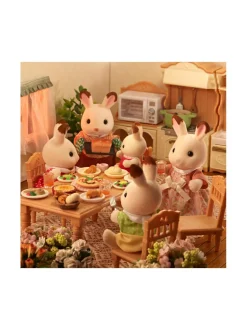 SYLVANIAN FAMILIES Suklaapupuperhe^ Nuket & Nuken Tarvikkeet