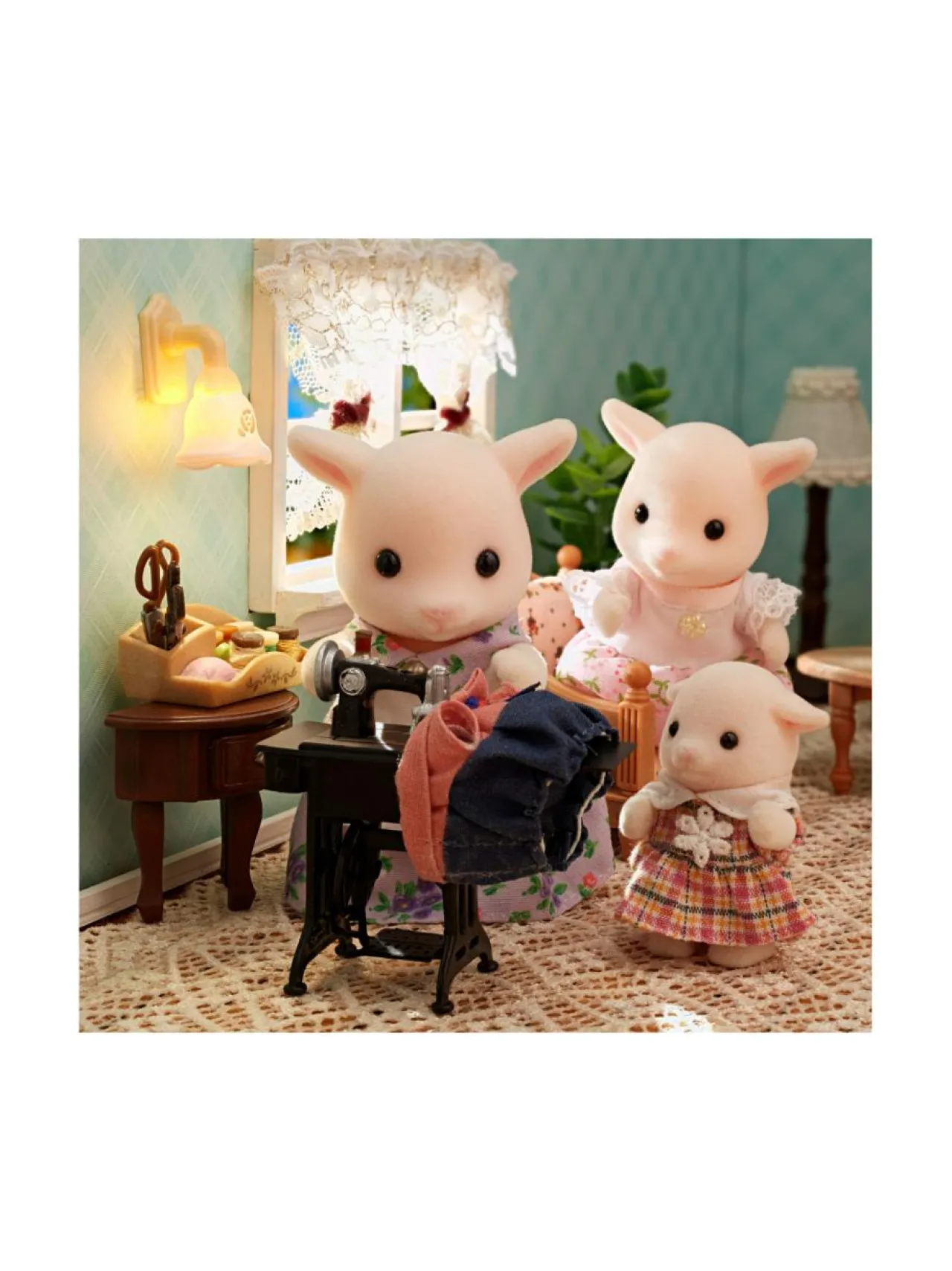 SYLVANIAN FAMILIES Vuohiperhe^ Nuket & Nuken Tarvikkeet