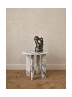 Pöydät<Ferm Living Taula-marmorinen sivupöytä WHITE/CHARCOAL