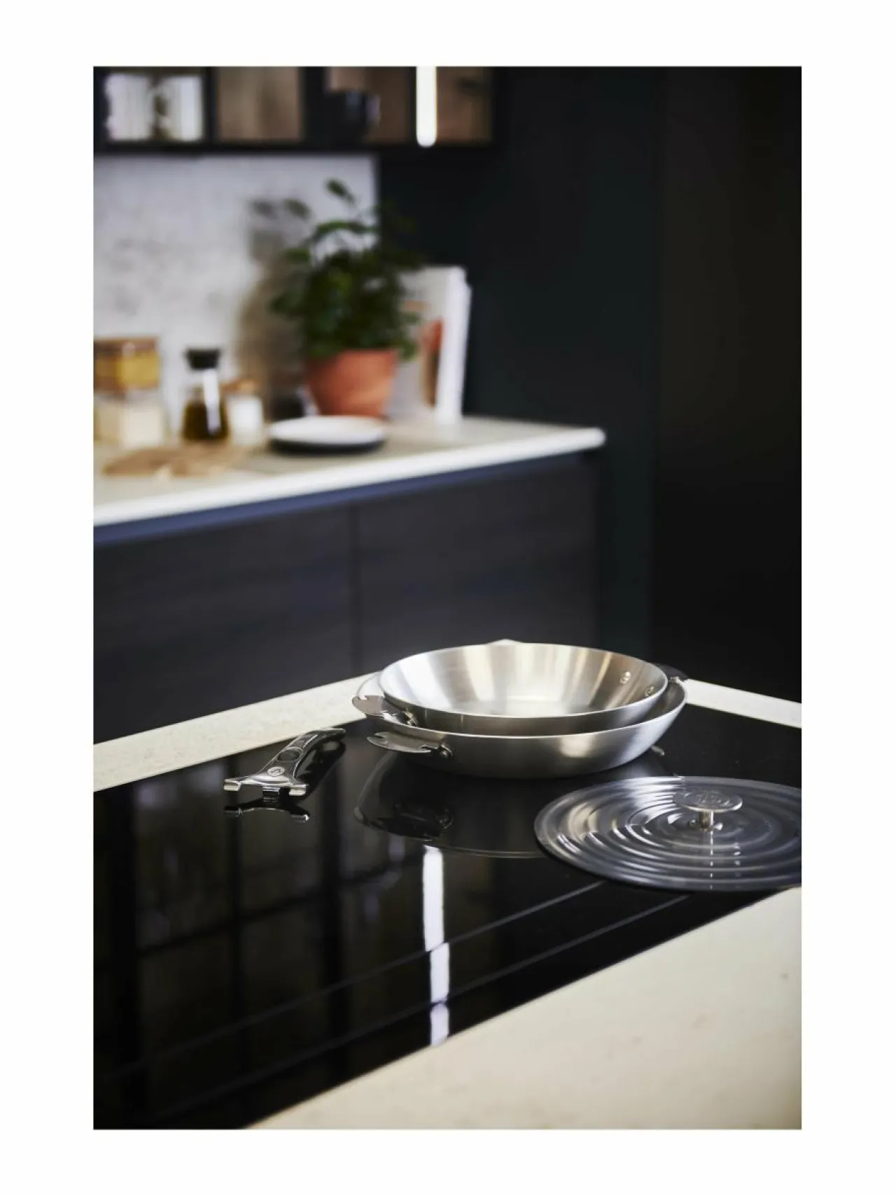 Keitto- & Paistoastiat<De Buyer Teräskansi paistinpannulle Ø 20-24 cm