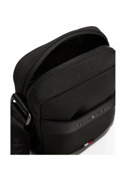 Laukut<Tommy Hilfiger TH Travel Mini Reporter -laukku BDS BLACK