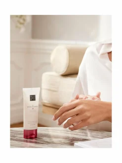 Vartalonhoito<Rituals The Ritual of Sakura Recovery Hand Balm -käsivoide