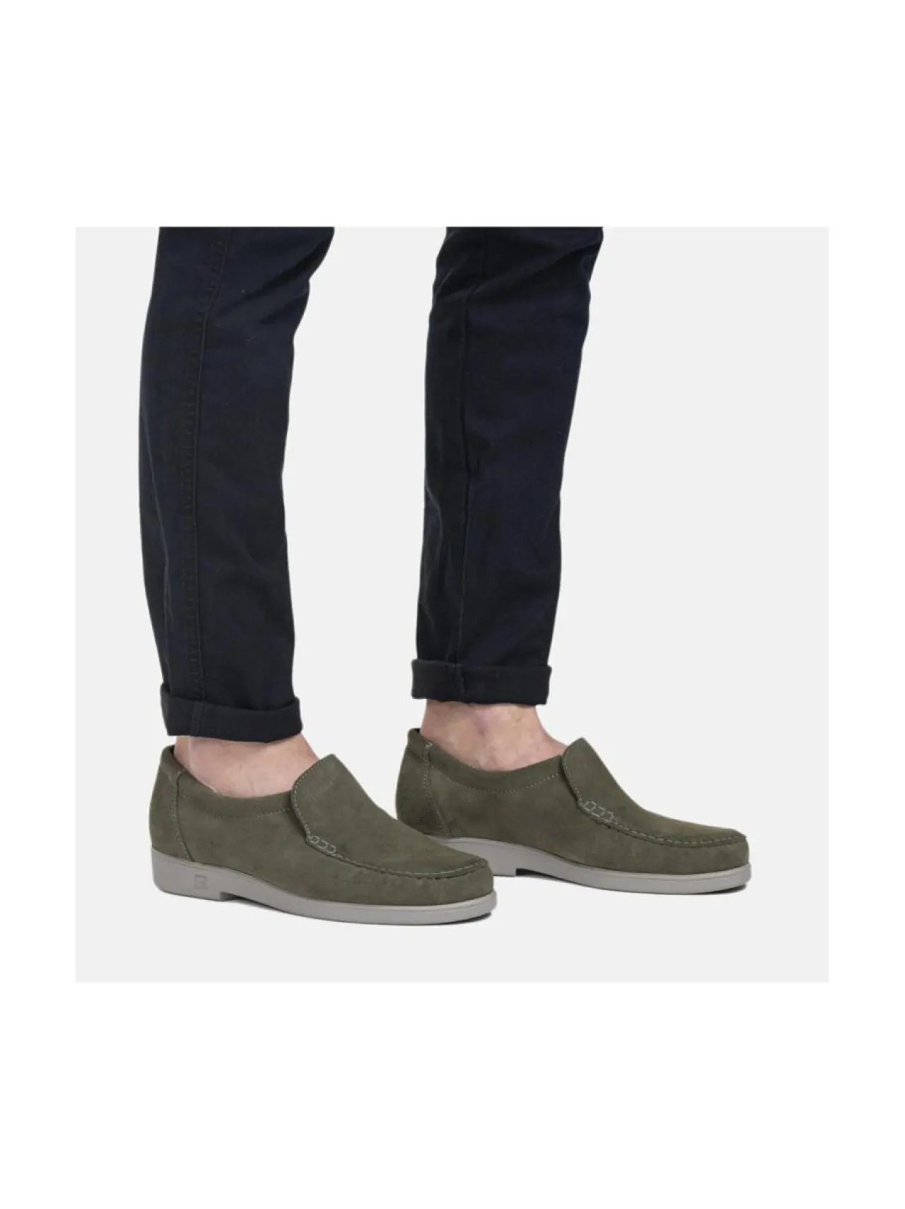 Kävelykengät & Loaferit<Pomar TOPI Miesten mokkasiinit MOSS SUEDE/GREY SOLE