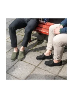 Kävelykengät & Loaferit<Pomar TOPI Miesten mokkasiinit MOSS SUEDE/GREY SOLE
