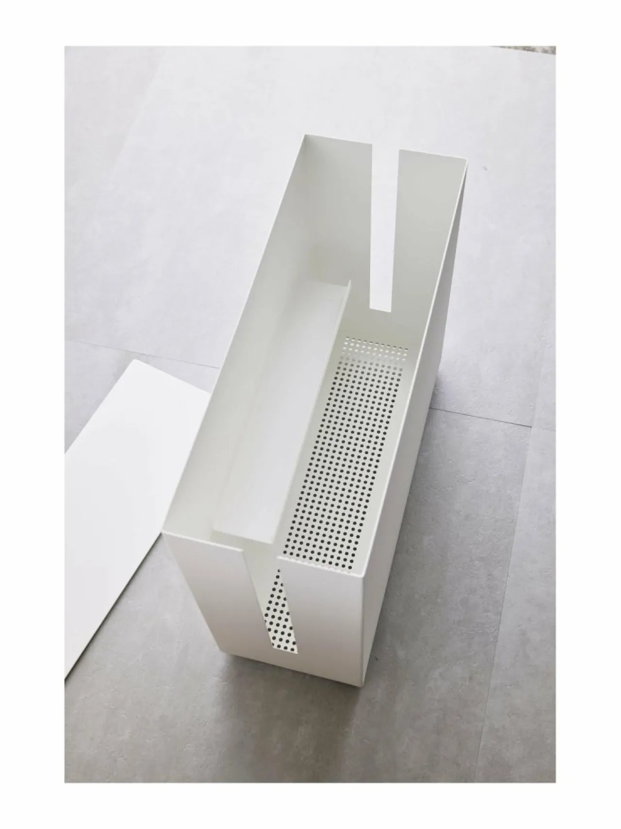 Säilytys<Yamazaki Tower-johtolaatikko WHITE