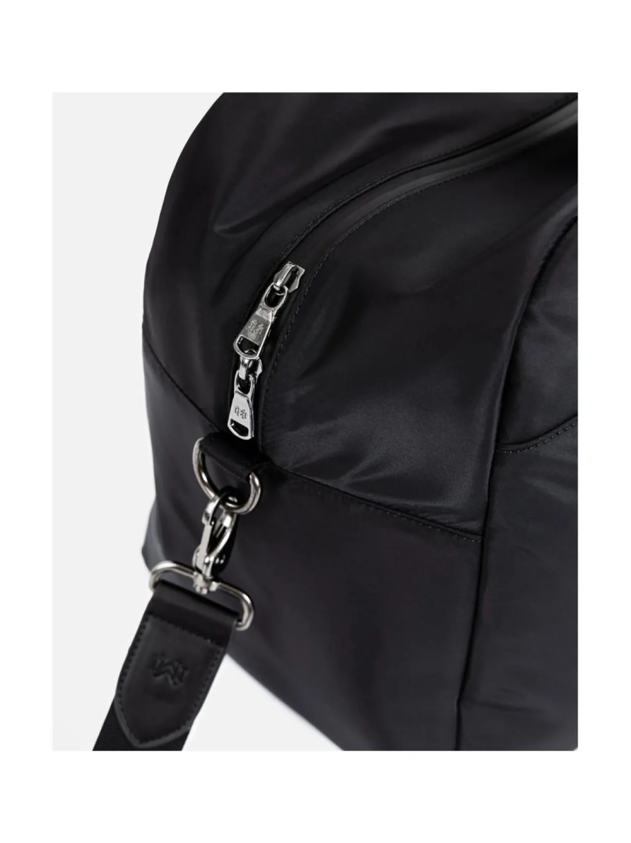 Laukut<MMV Bags Traveler Weekender Bag -viikonloppulaukku MUSTA
