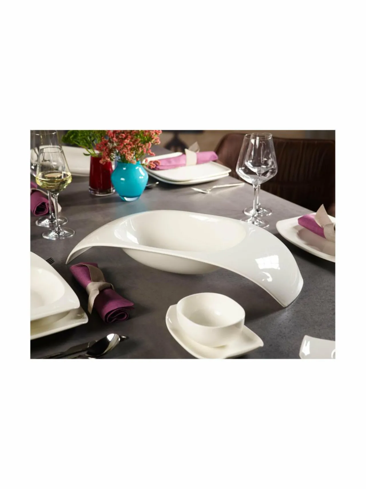 Tarjoiluastiat<Villeroy & Boch Urban Nature Fruit -jalallinen tarjoilukulho WHITE