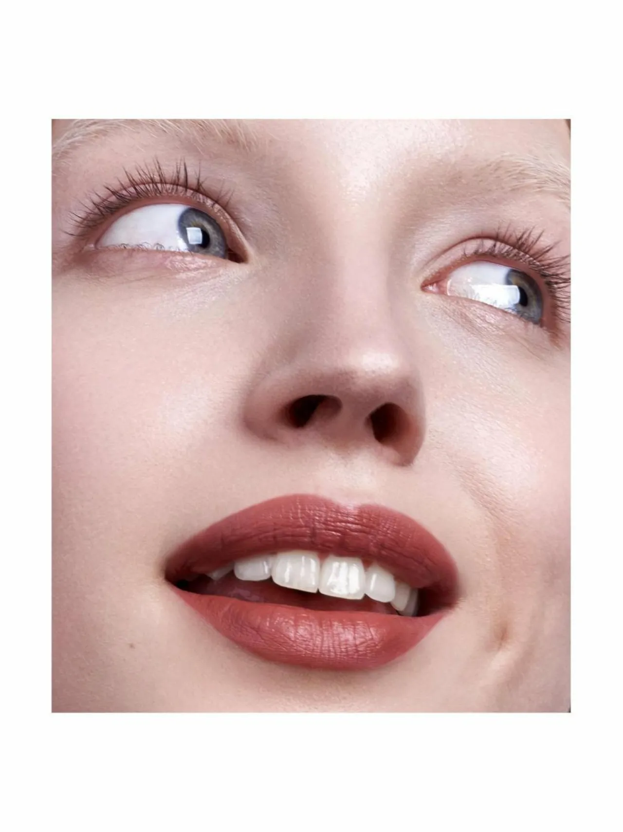 Madara Velvet Wear Cream Lipstick, N32 -huulipuna^ Meikit