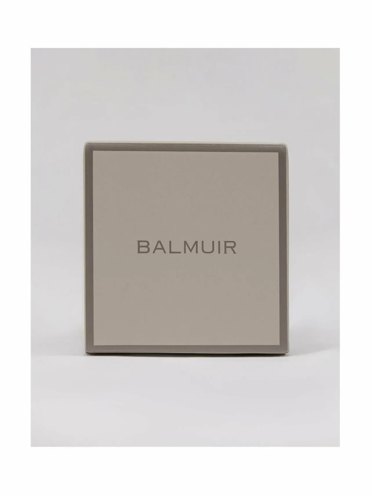 Kynttilät & Lyhdyt<Balmuir Velvet-pallokynttilä 10 cm, 50 h 880 SMOKE