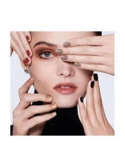 Kynnet<DIOR Vernis Nail Polish with Gel Effect -kynsilakka