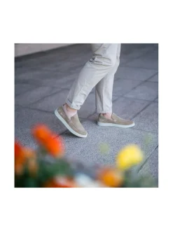 Kävelykengät & Loaferit<Pomar VIKLO Miesten loaferit SAND SUEDE