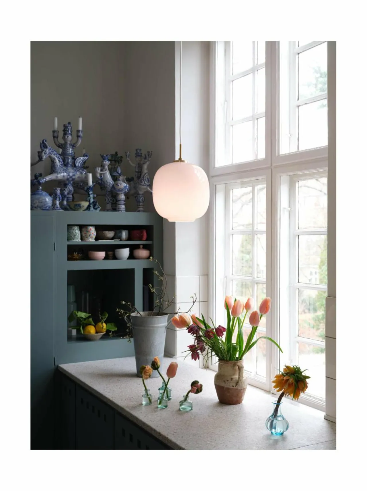 Kattovalaisimet<Louis Poulsen VL45 Radiohus -riippuvalaisin PALE ROSE
