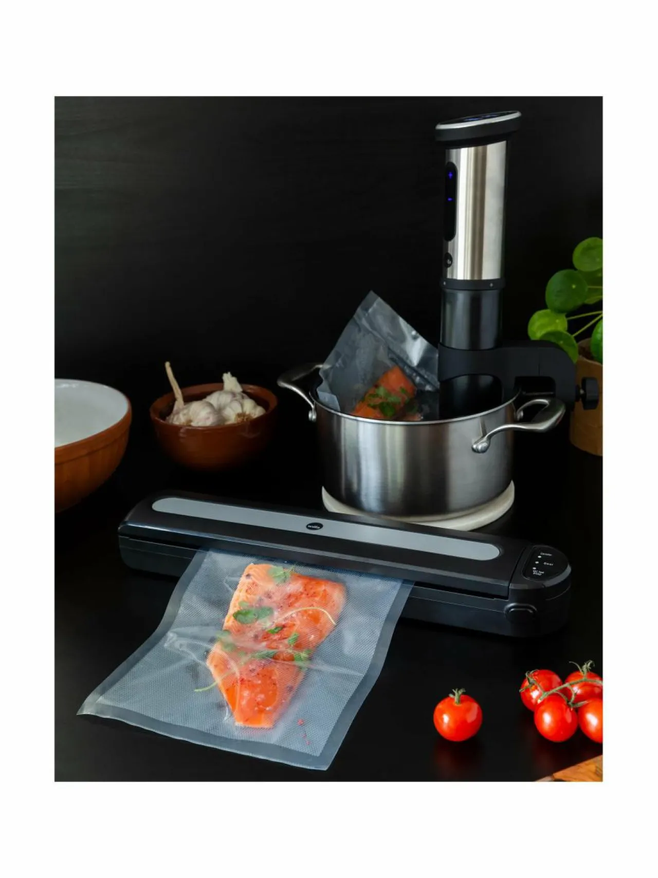 Muut Keittiölaitteet<Wilfa VS-0812B Trout Vacuum Sealer -tyhjiöpakkauslaite BLACK