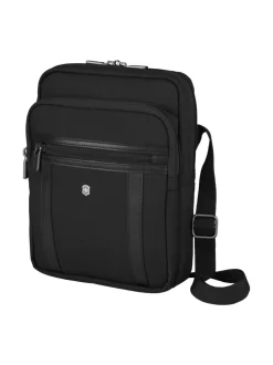 Tietokonelaukut<Victorinox Travel Gear Werks tablettilaukku 6 l MUSTA