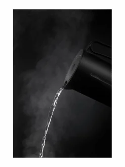 Kahvin- & Vedenkeittimet<Wilfa WSDK-2000B Svart Format -vedenkeitin 1,25L BLACK