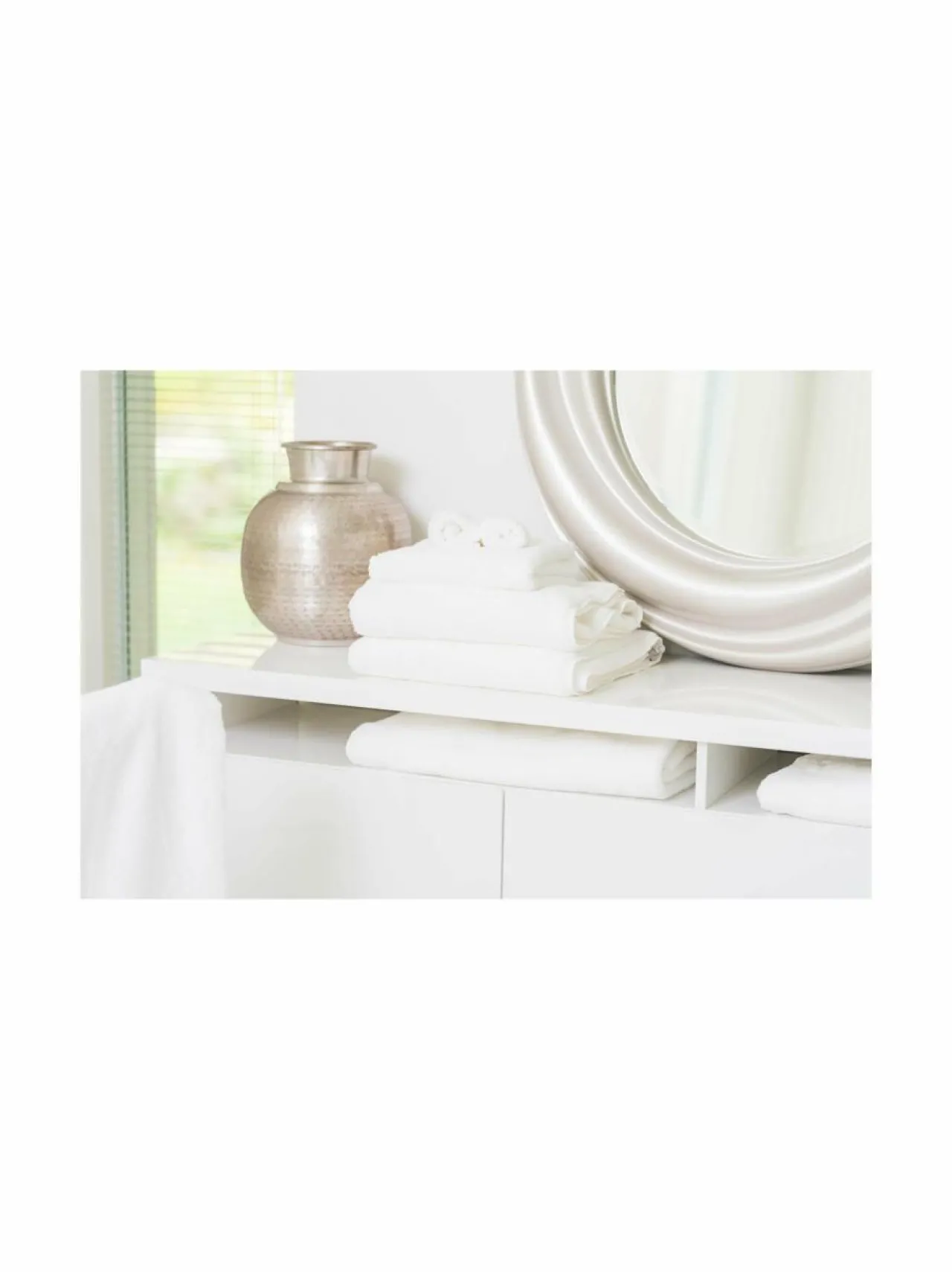 Kylpyhuonetekstiilit<LUIN LIVING Your Home Your Spa -pyyhe SNOW