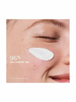 Aurinkotuotteet<Clarins Youth-protecting Sunscreen SPF 30 for face -aurinkosuojavoide